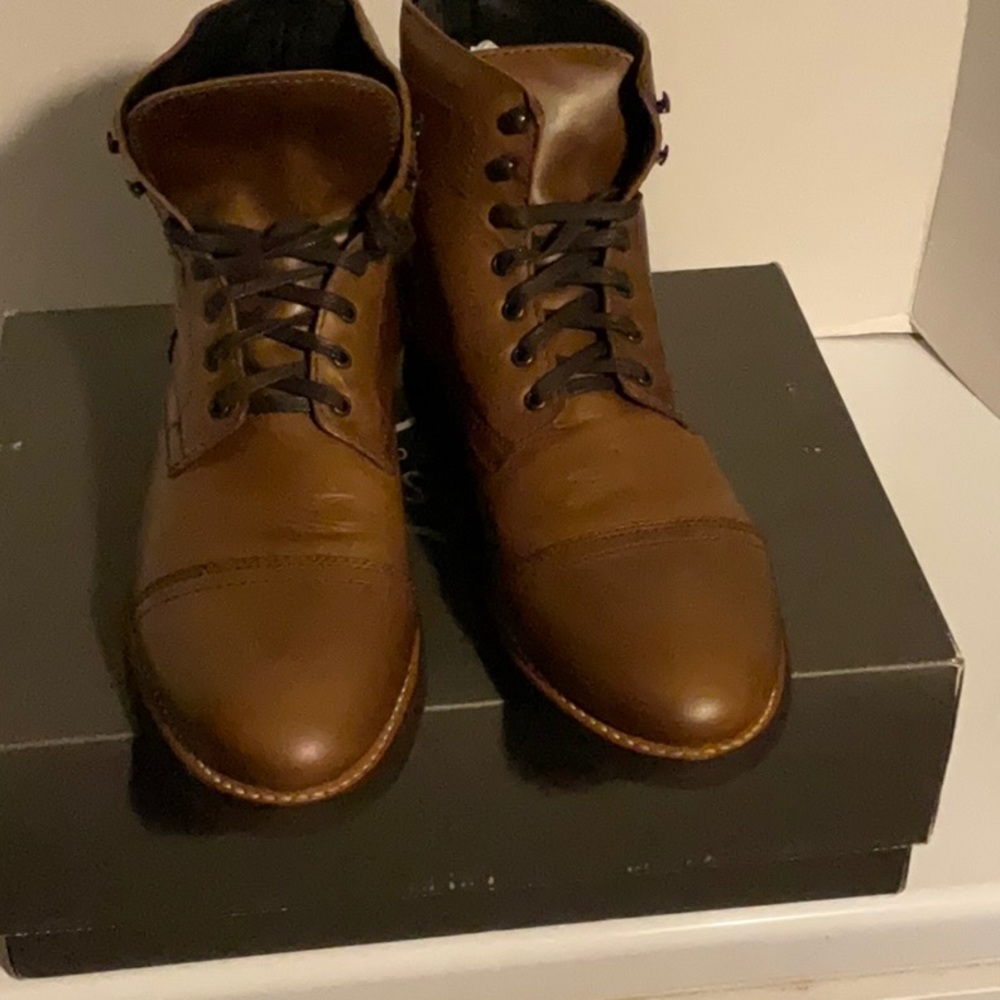 Men's Natural Captain Boots # 0017